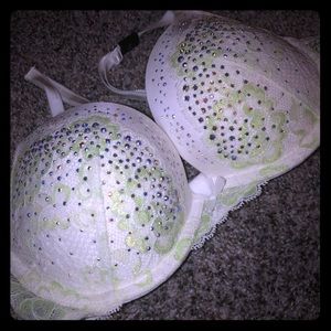 Rhinestone VS Bra